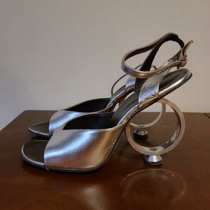 Vintage Circle Heel Sandal